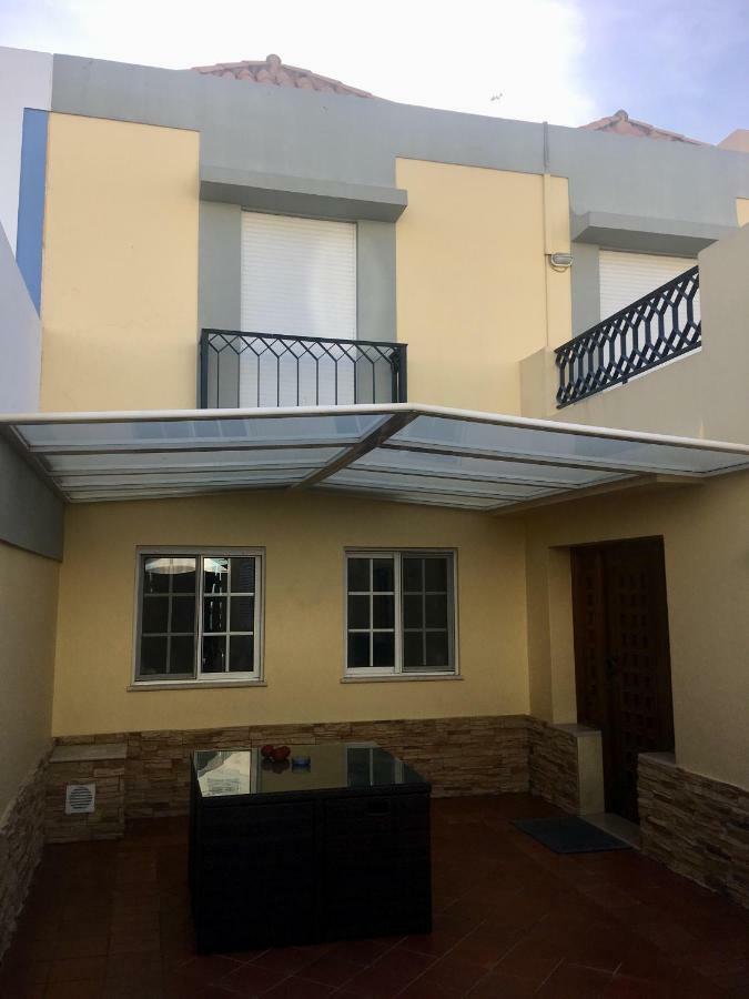 Casa Das Figuras Faro Exterior photo